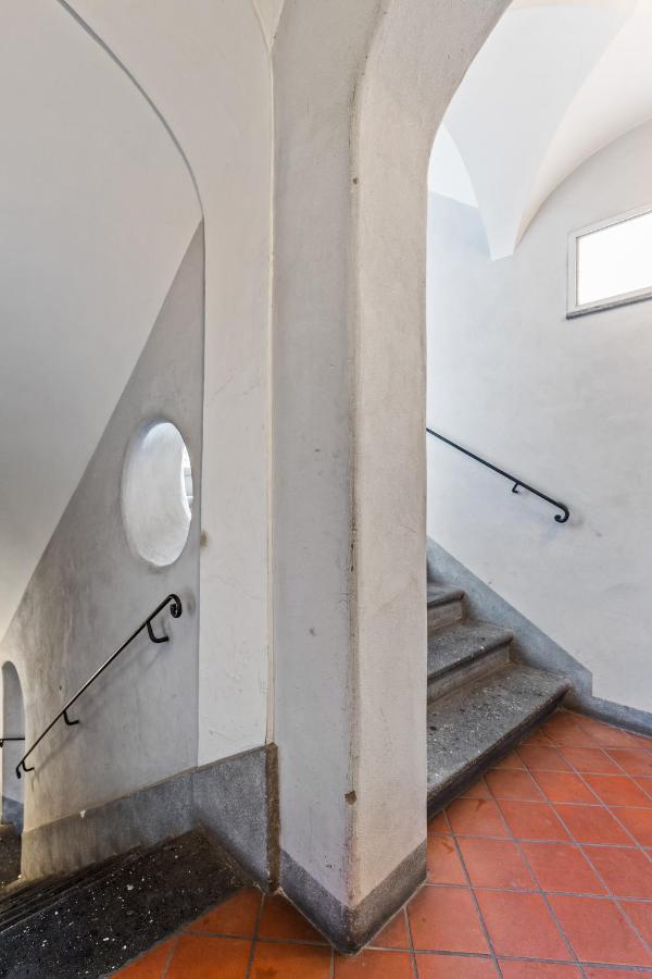 R.C. Cappellari Charming Campo De Fiori Apartment โรม ภายนอก รูปภาพ