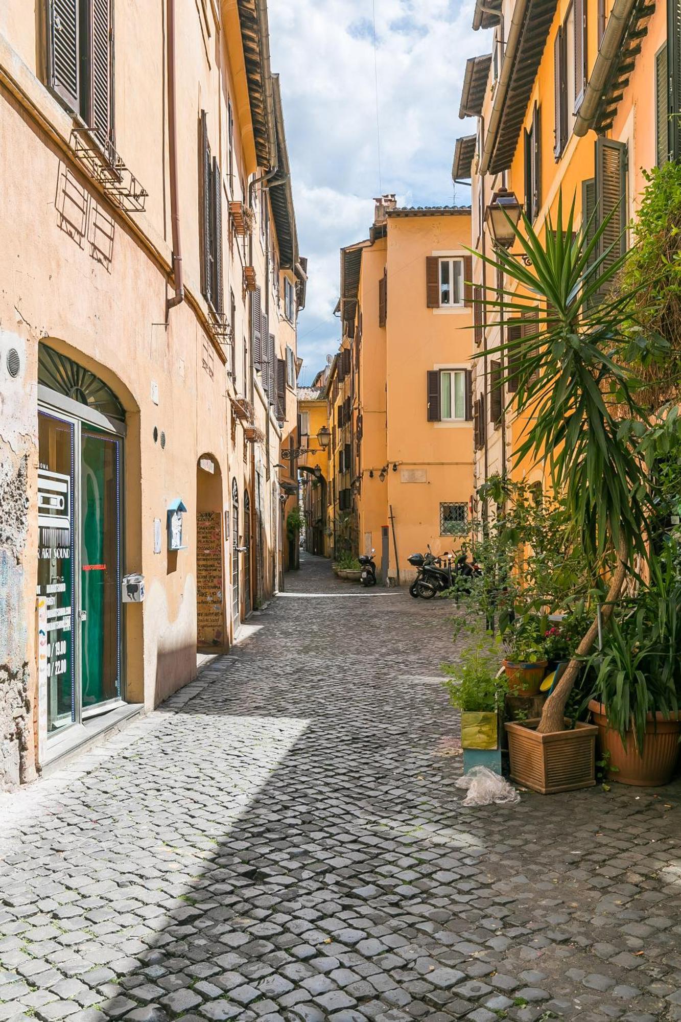 R.C. Cappellari Charming Campo De Fiori Apartment โรม ภายนอก รูปภาพ