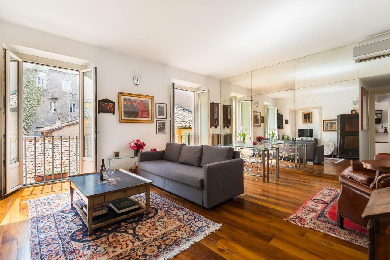 R.C. Cappellari Charming Campo De Fiori Apartment โรม ภายนอก รูปภาพ