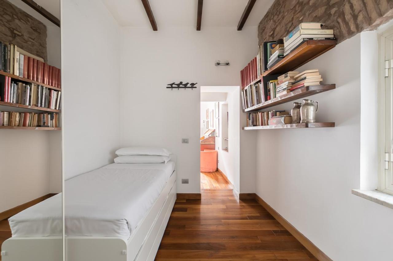 R.C. Cappellari Charming Campo De Fiori Apartment โรม ภายนอก รูปภาพ