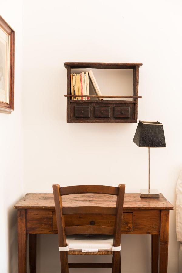 R.C. Cappellari Charming Campo De Fiori Apartment โรม ภายนอก รูปภาพ